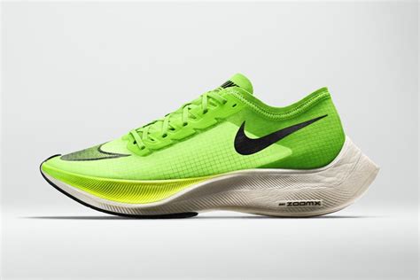 Mens Marathon Running Shoes. Nike.com.